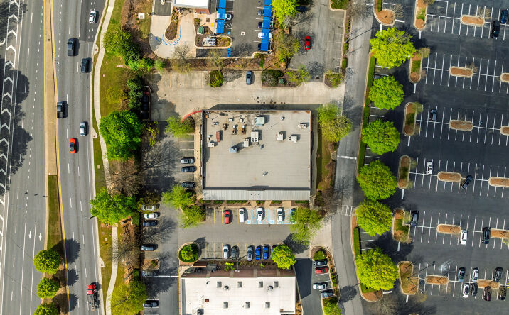Pictures of Retail property located at 5580 Windward Parkway, Alpharetta, GA 30004 for lease - image #1