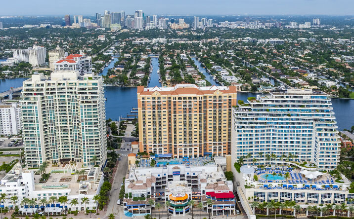 Pictures of Retail property located at 17 S. Fort Lauderdale Beach Blvd., Fort Lauderdale, FL 33301 for lease - image #1