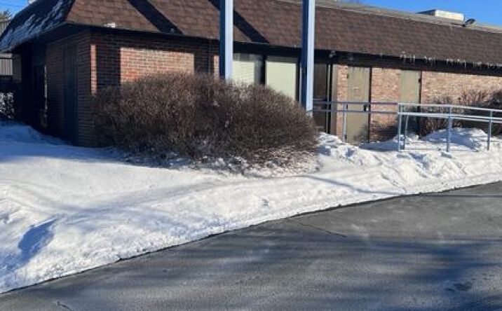 Pictures of Retail property located at 8 Interchange Dr, Lebanon, NH 03784 for lease - image #1