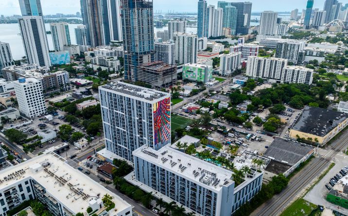 Pictures of Retail property located at 180 NE 29th St, Miami, FL 33137 for lease - image #1