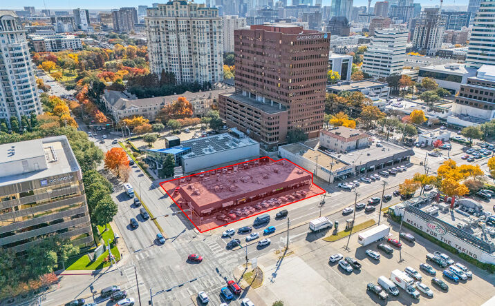 Pictures of Retail, Restaurant property located at 3416-3430 Oak Lawn Avenue, Dallas, TX 75219 for lease - image #1