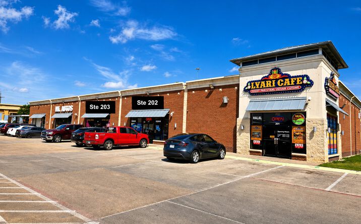 Pictures of Retail, Office, Special Purpose property located at 11641 Harry Hines Boulevard, Dallas, TX 75229 for lease - image #1