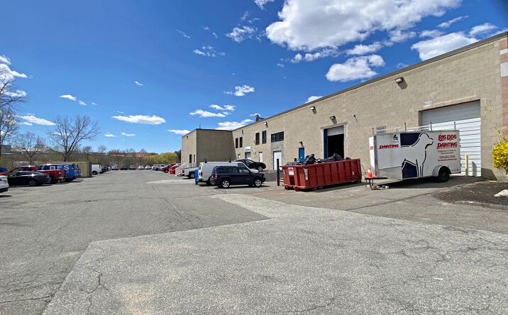 Pictures of Industrial property located at 1 Presidential Way, Woburn, MA 01801 for lease - image #1