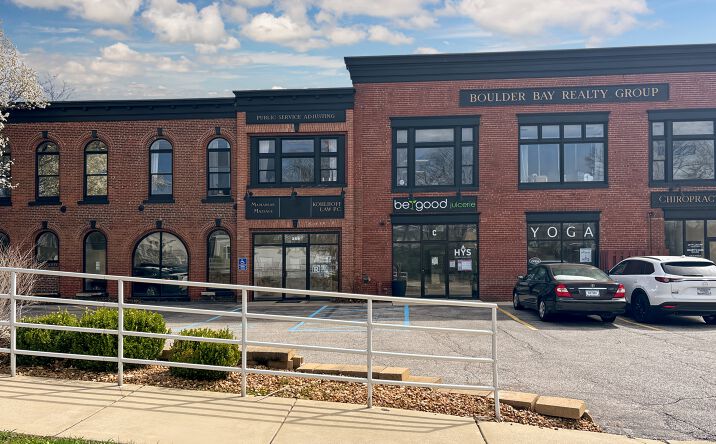 Pictures of Office property located at 259 Indiana Avenue, 1st Floor, Valparaiso, IN 46383 for lease - image #1