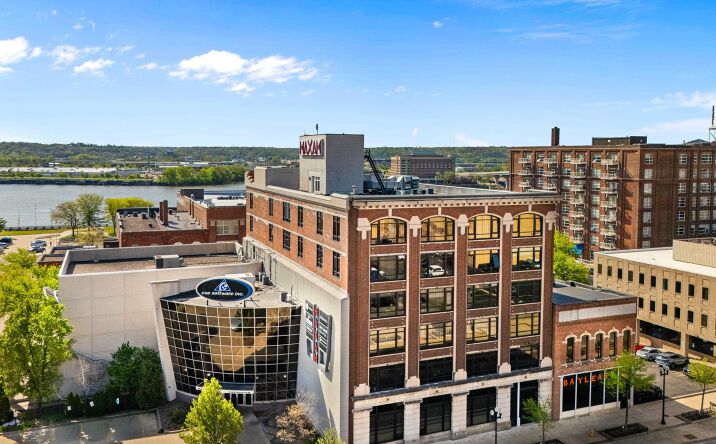 Pictures of Office property located at 316 SW WASHINGTON Street #112, Peoria, IL 61602 for lease - image #1