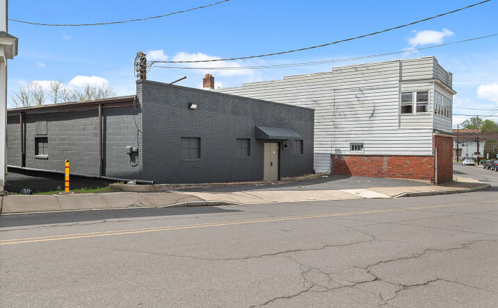 Pictures of Retail, Industrial, Special Purpose property located at 101 E MAIN ST, WILKES BARRE, PA 18705-2811 for lease - image #1