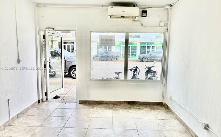 Pictures of Retail property located at 1259 NW 29th St, Miami, FL 33142 for lease - image #1