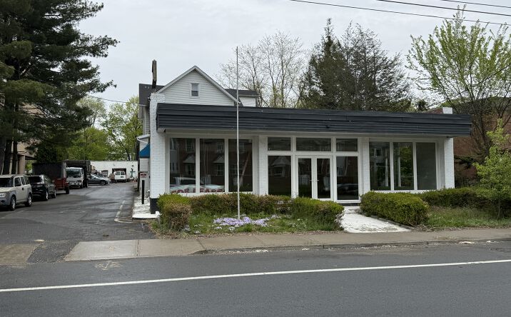 Pictures of Retail property located at 106 MAIN ST, NORWALK, CT 06851-4648 for lease - image #1