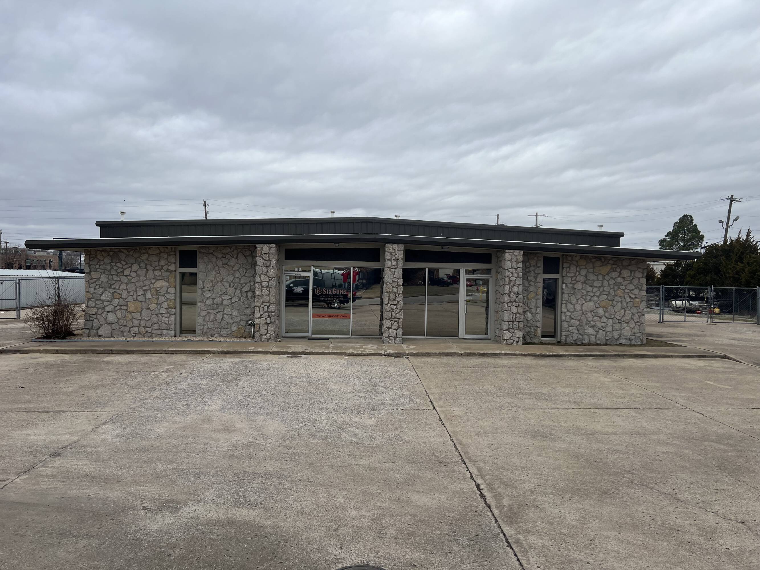 610 N Walnut Ave, Broken Arrow, OK 74012