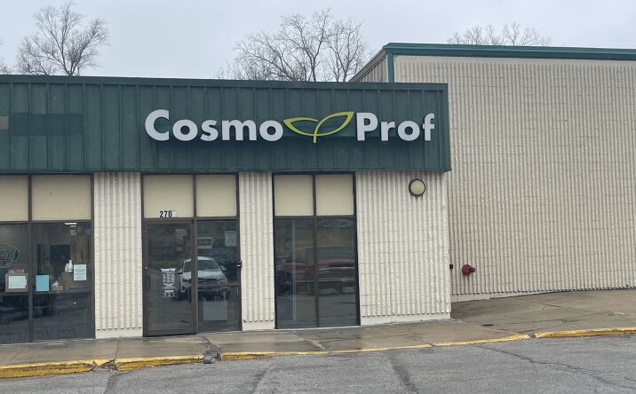Pictures of Special Purpose property located at 2703 East Kanesville Boulevard, Council Bluffs, IA 51503 for lease - image #1