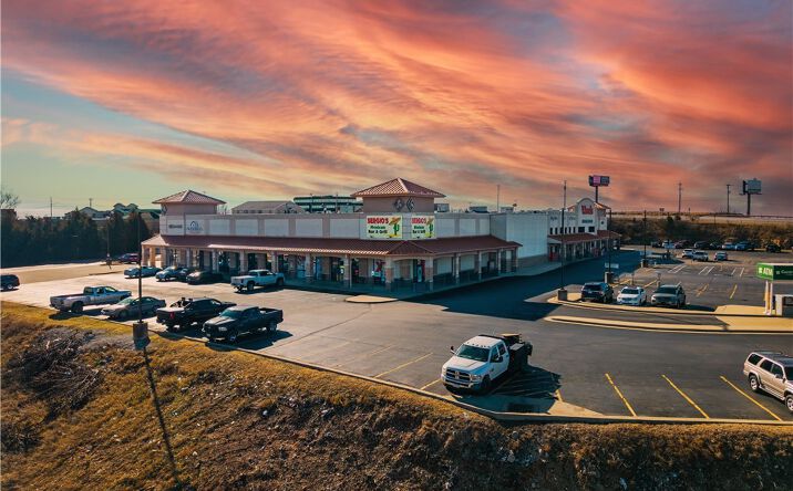 Pictures of Office, Retail property located at 2701 Bagnell Dam Boulevard 105, Lake Ozark, MO 65049 for lease - image #1
