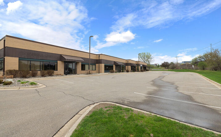 Pictures of Office, Industrial property located at 211 River Ridge Circle South, Burnsville, MN 55337 for lease - image #1