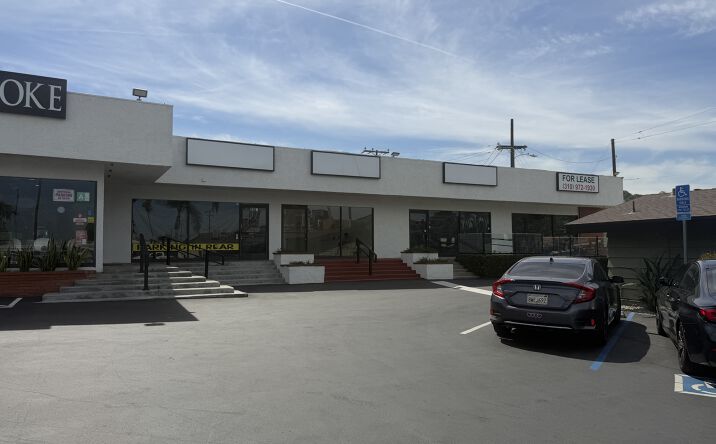 Pictures of Retail, Office property located at 2366 Pacific Coast Highway, Lomita, CA 90717 for lease - image #1