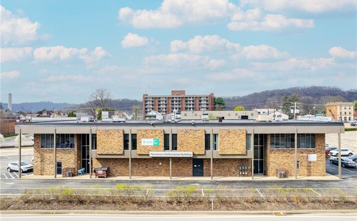 Pictures of Office property located at 346 Freeport St, New Kensington, PA 15068 for lease - image #1
