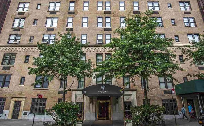 Pictures of Retail property located at 45 West 81st Street, New York, NY 10024 for lease - image #1