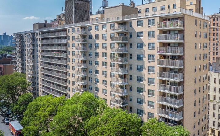 Pictures of Office property located at 50 West 97th Street, Upper West Side, NY 10024 for lease - image #1