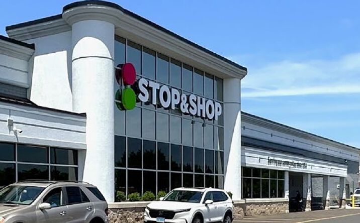 Pictures of Retail property located at 921 Wolcott Street, Waterbury, CT 06705 for lease - image #1