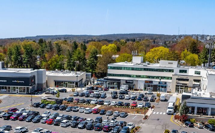 Pictures of Retail property located at 333 N Main St, West Hartford, CT 06117 for lease - image #1