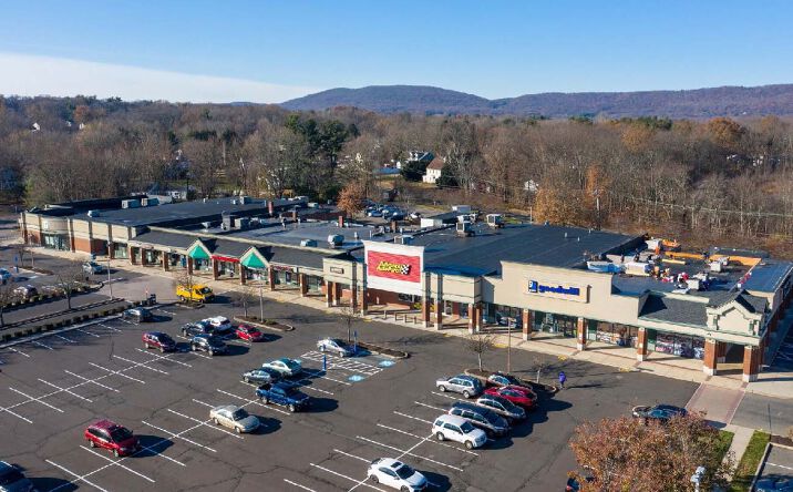 Pictures of Retail property located at 929-966 S Main Street, Cheshire, CT 06410 for lease - image #1