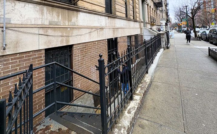 Pictures of Retail, Office property located at 421 Manhattan Avenue, Harlem, NY 10026 for lease - image #1