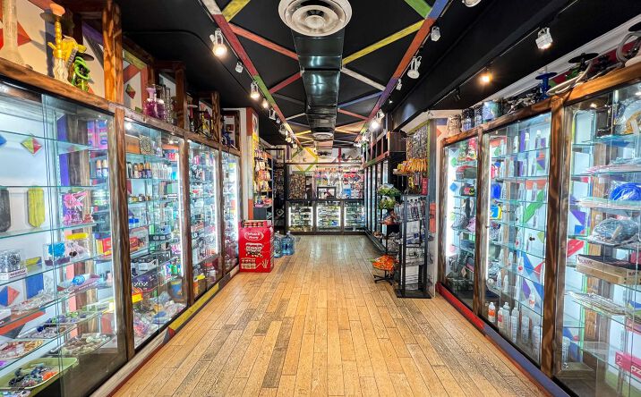 Pictures of Retail property located at 1309 Lexington Avenue, New York, NY 10128 for lease - image #1