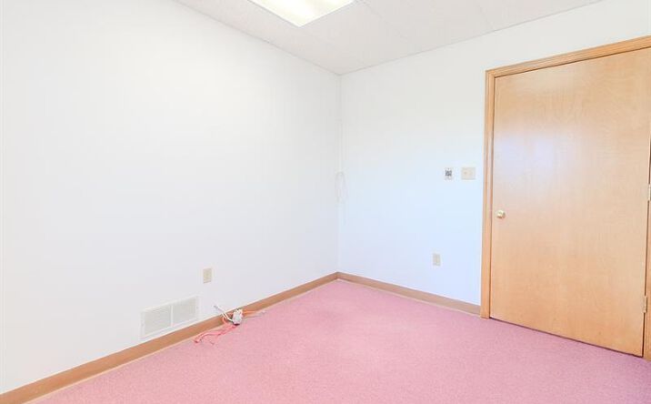 Pictures of Office property located at 1027 W Main St, Mount Pleasant, PA 15666 for lease - image #1