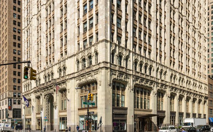 Pictures of Retail property located at 233 Broadway The Woolworth Building, New York, NY 10279 for lease - image #1