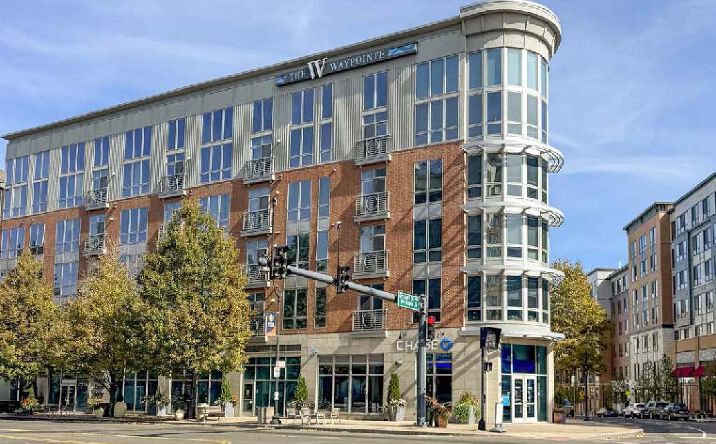Pictures of Retail, Restaurant property located at 515 West Ave, Norwalk, CT 06850 for lease - image #1
