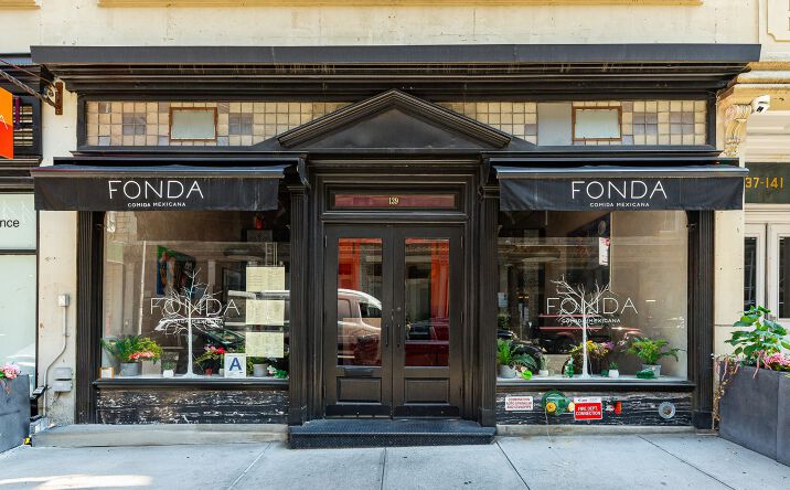 Pictures of Retail, Restaurant property located at 139 Duane St, New York, NY 10013 for lease - image #1