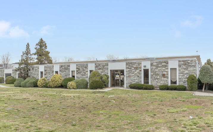 Pictures of Industrial property located at 140-142 Clinton Road, Fairfield, NJ 07004 for lease - image #1