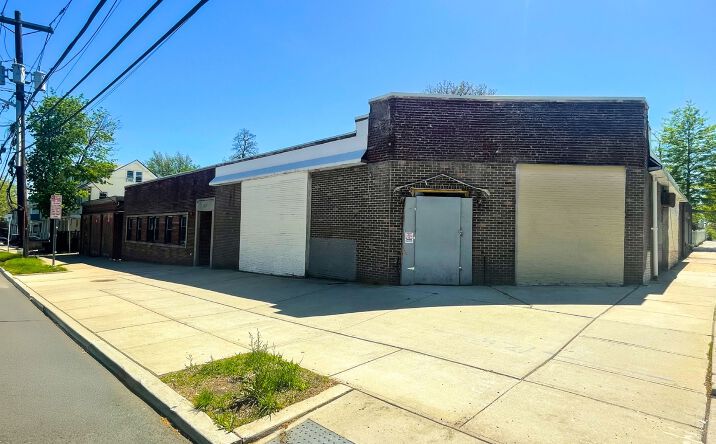 Pictures of Retail property located at 124 Lyons Avenue, Newark, NJ 07112 for lease - image #1