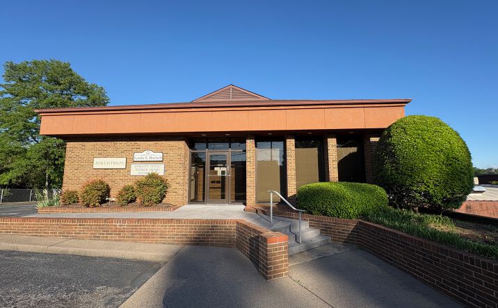Pictures of Office property located at 4 Moss Street, Martinsville, VA 24112 for lease - image #1