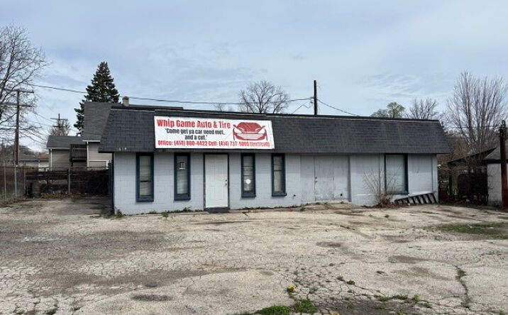 Pictures of Retail property located at 5614 & 5626 W Hampton Ave, Milwaukee, WI 53218 for lease - image #1