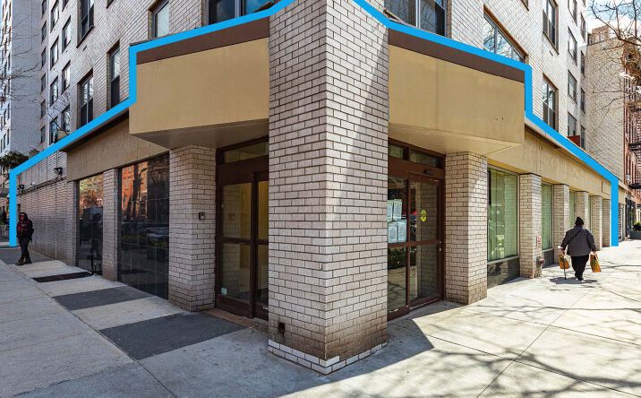 Pictures of Retail property located at 188 9th Ave, New York, NY 10011 for lease - image #1