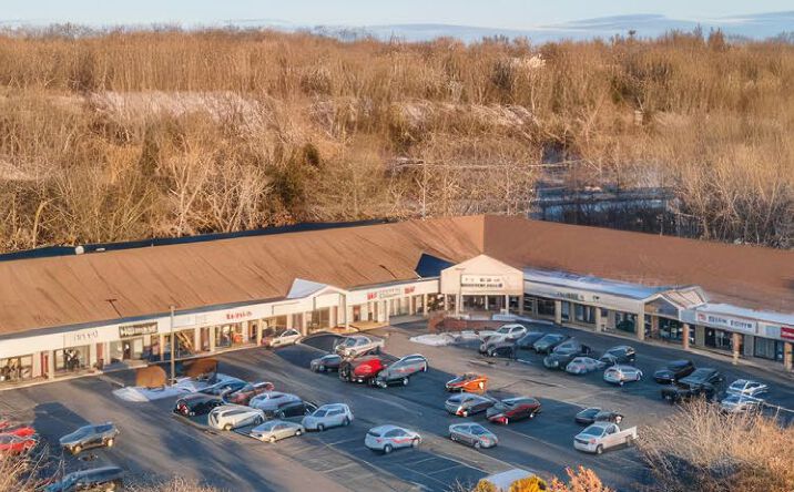 Pictures of Retail property located at 34 Shunpike Road, Cromwell, CT 06416 for lease - image #1
