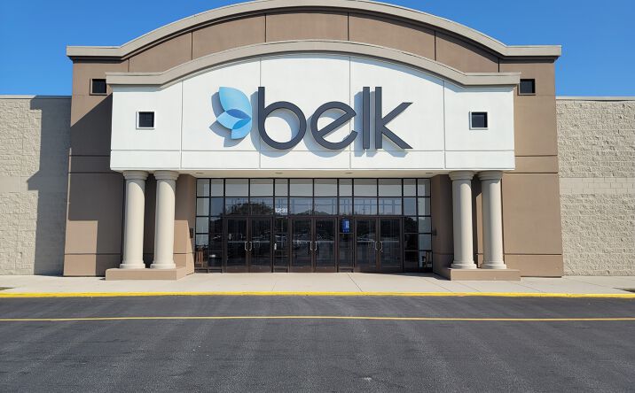 Pictures of Retail property located at 1229 - 1271 N Brightleaf Blvd, Smithfield, NC 27577 for lease - image #1