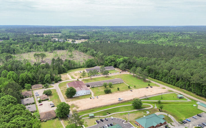 Pictures of Special Purpose property located at 36 Jackson Woods Court, Hattiesburg, MS 39401 for lease - image #1