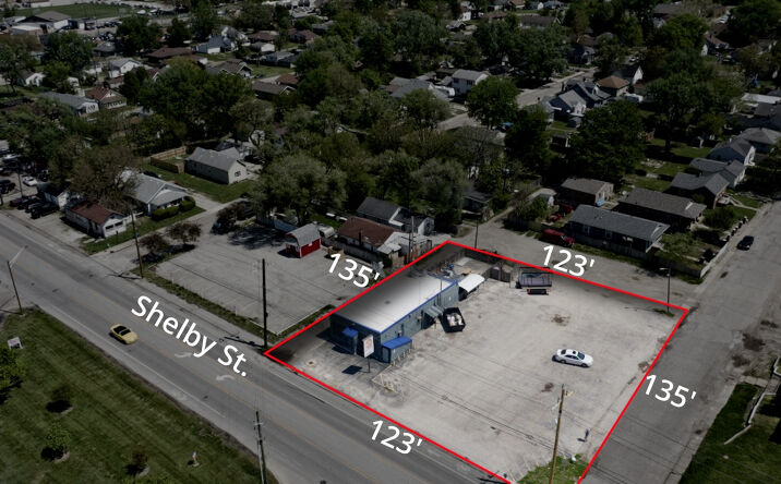 Pictures of Retail property located at 3131 Shelby St, Indianapolis, IN 46227 for lease - image #1