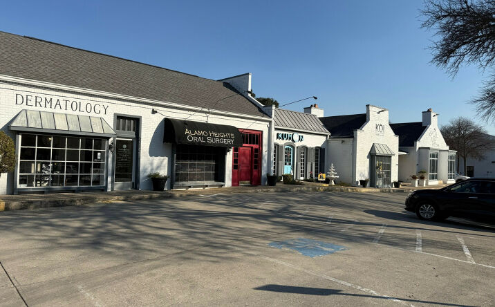 Pictures of Retail property located at 6700 N New Braunfels Ave, San Antonio, TX 78209 for lease - image #1