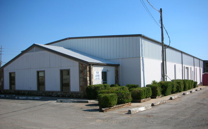 Pictures of Office, Industrial property located at 116 CELTIC CIR, MADISON, AL 35758-2628 for lease - image #1