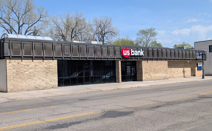 Pictures of Retail property located at 1071 Grand Ave, St. Paul, MN 55105-3002 for lease - image #1
