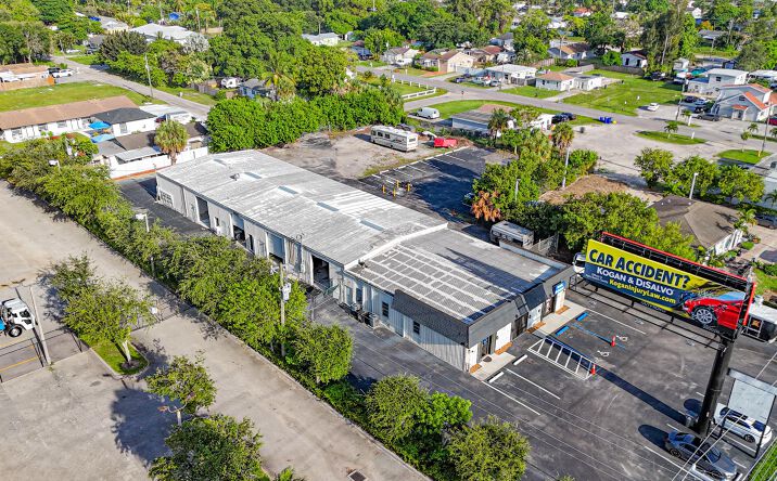 Pictures of Retail, Office, Industrial property located at 388 S Military Trl, West Palm Beach, FL 33415 for lease - image #1