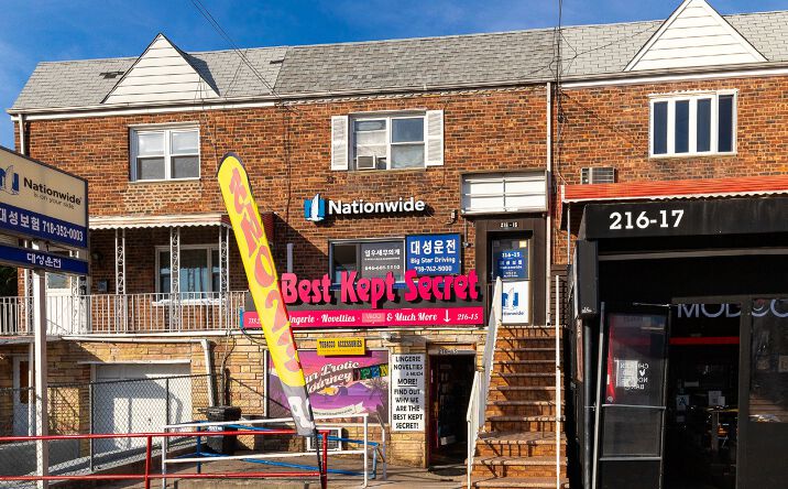 Pictures of Office property located at 216-15 Northern Boulevard, Bayside, NY 11361 for lease - image #1