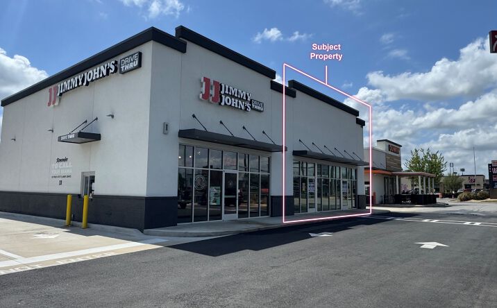 Pictures of Retail property located at 408 Georgia 49, Byron, GA 31008 for lease - image #1