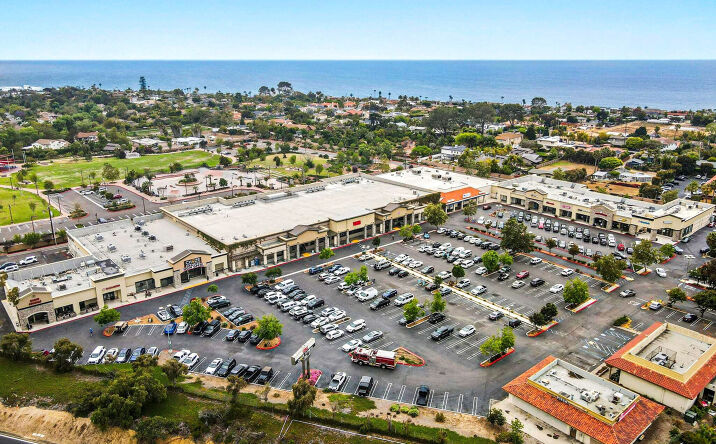 Pictures of Retail property located at 433 Santa Fe Drive, Encinitas, CA 92007 for lease - image #1