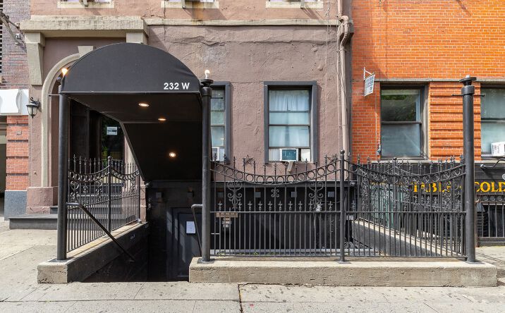 Pictures of Retail property located at 232 West 14th Street, New York, NY 10011 for lease - image #1