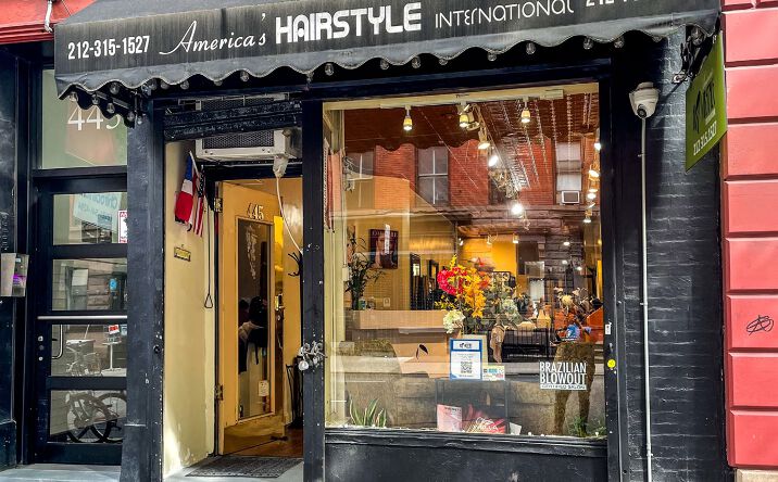 Pictures of Retail property located at 445 W 50th St, New York, NY 10019 for lease - image #1