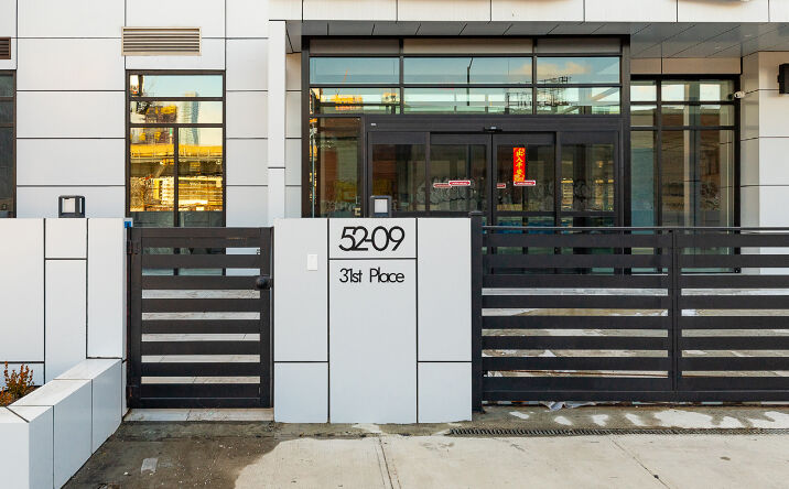 Pictures of Retail, Restaurant property located at 52-09 31st Pl, Long Island City, NY 11101 for lease - image #1