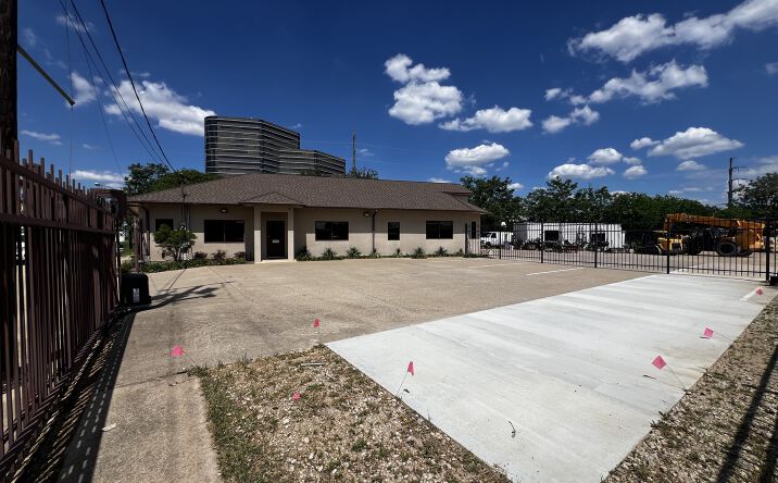 Pictures of Industrial property located at 4914 Vicksburg St., Dallas, TX 75207 for lease - image #1