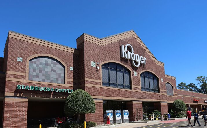 Pictures of Retail property located at 15802 Champion Forest Dr, Spring, TX 77379 for lease - image #1